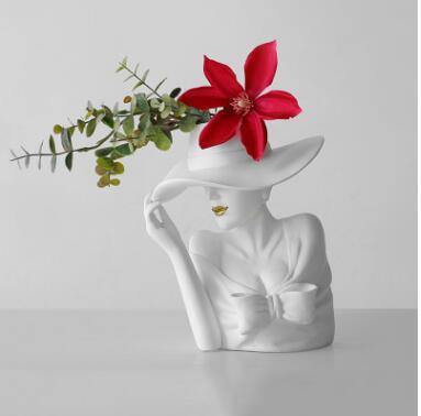 Elegant Women's Decorative Flower Vase