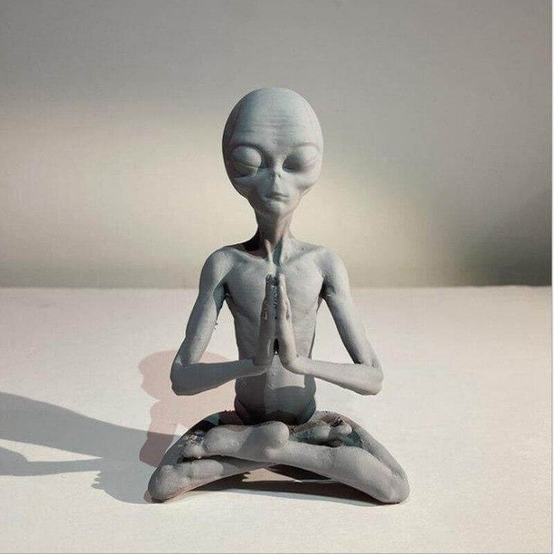 Calm Galaxy Garden Statue Decoration - Luxicro