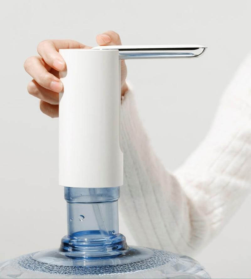 Space Saving Collapsible Water Station - Luxicro