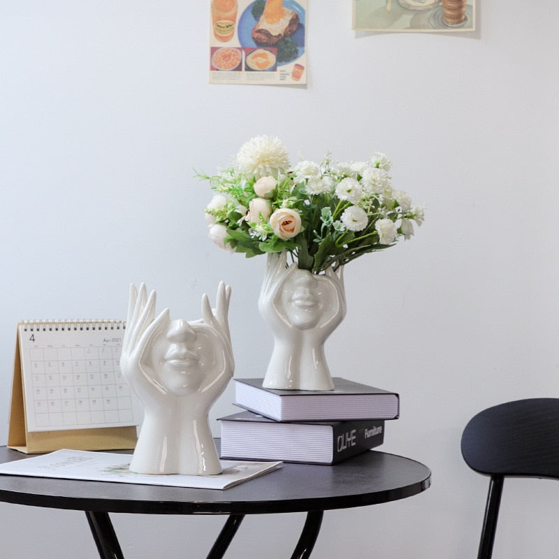 Handmade Decorative Face Design Ceramic Vase - Luxicro