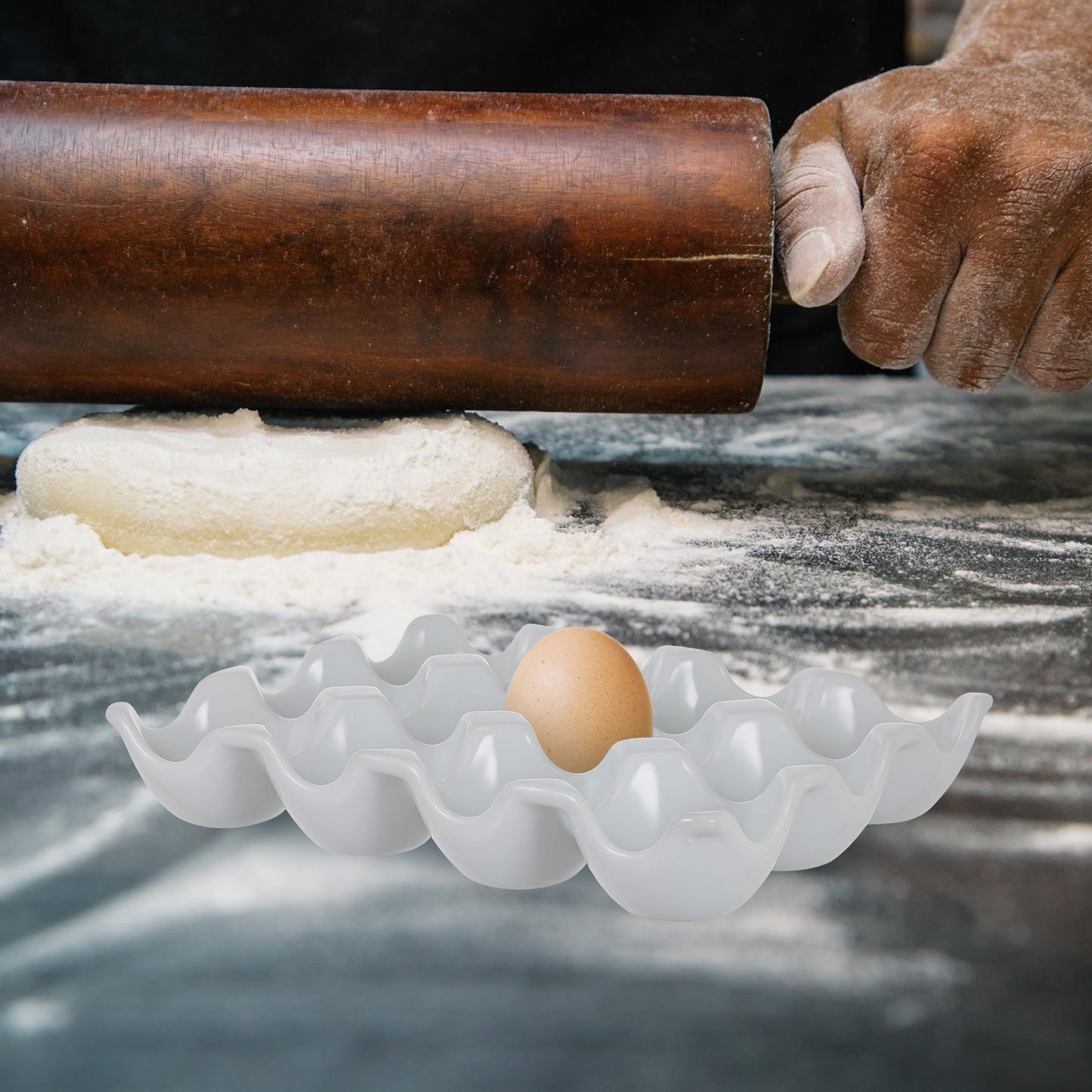 Small 6 Egg Ceramic Holder - Luxicro