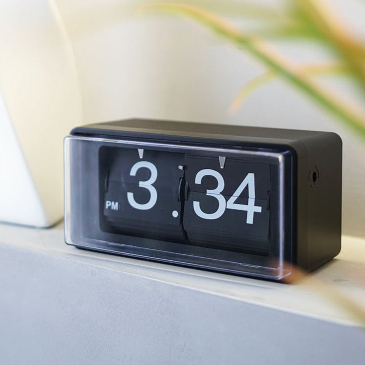 Retro Flip Desk Alarm Clock - Luxicro