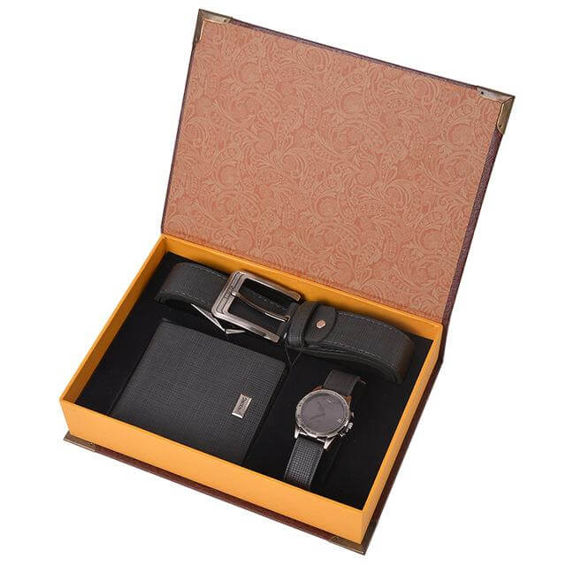 Premium Leather Travel Accessories Kit - Luxicro
