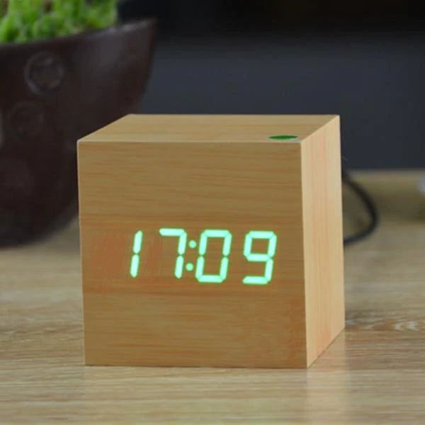 Simple Wood LED Desk Clock