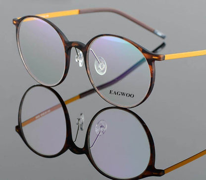 Retro Style Metal Eyeglasses - Luxicro