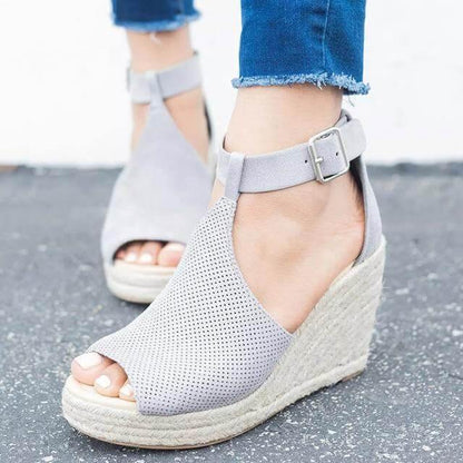 Stylish Women's Flat Summer Shoes