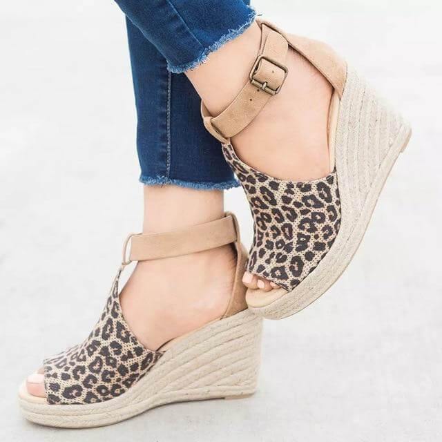 Stylish Women's Flat Summer Shoes