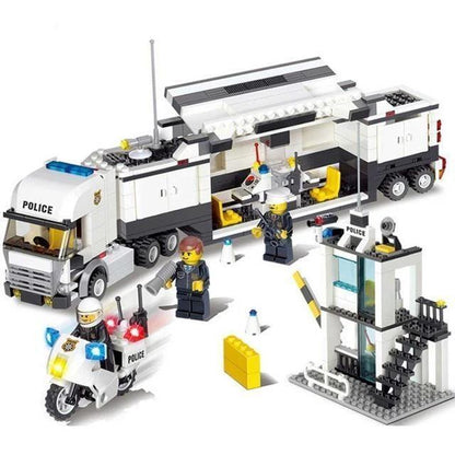 Customizable Beach Police Station Set