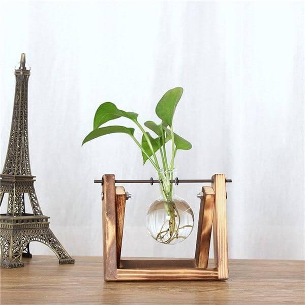 Elegant Wood and Glass Floral Vase - Luxicro