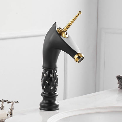 Vibrant Stylish Kitchen Sink Faucet - Luxicro