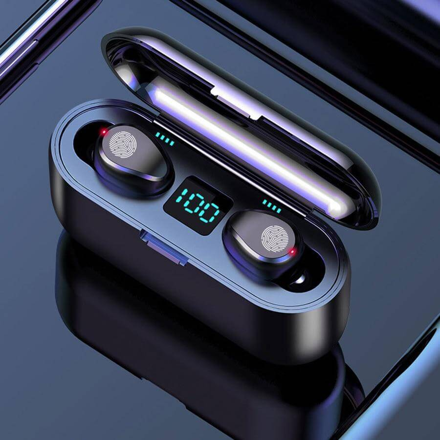 Durable Bluetooth Headphones with Rechargeable Travel Case - Luxicro