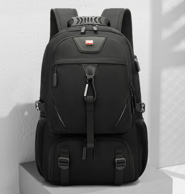 Large Lightweight Trekking Daypack - Luxicro