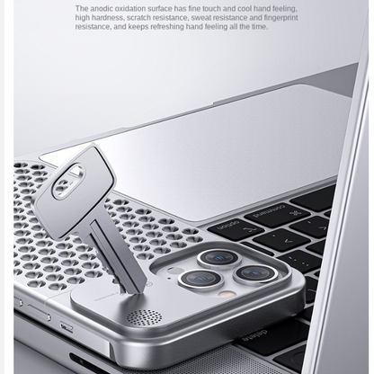 Durable Phone Case with Slim Aluminum Back