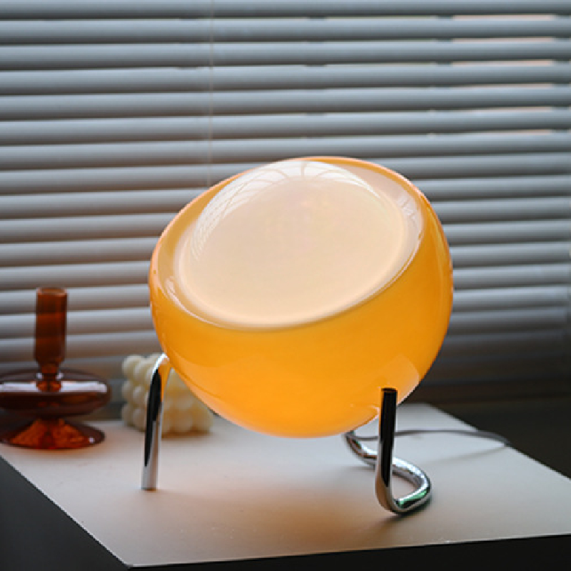 Vintage Chic Glass Desk Lamp - Luxicro