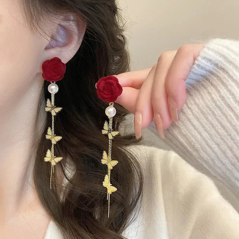 Lovely Rose Freshwater Pearl Earrings - Luxicro
