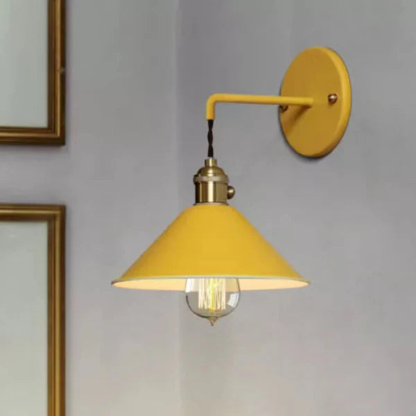 Classic Metal Cone Table Lamp