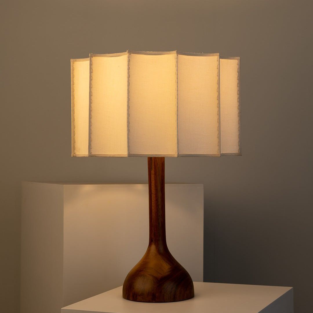 Stylish Adjustable Table Floor Lamp - Luxicro