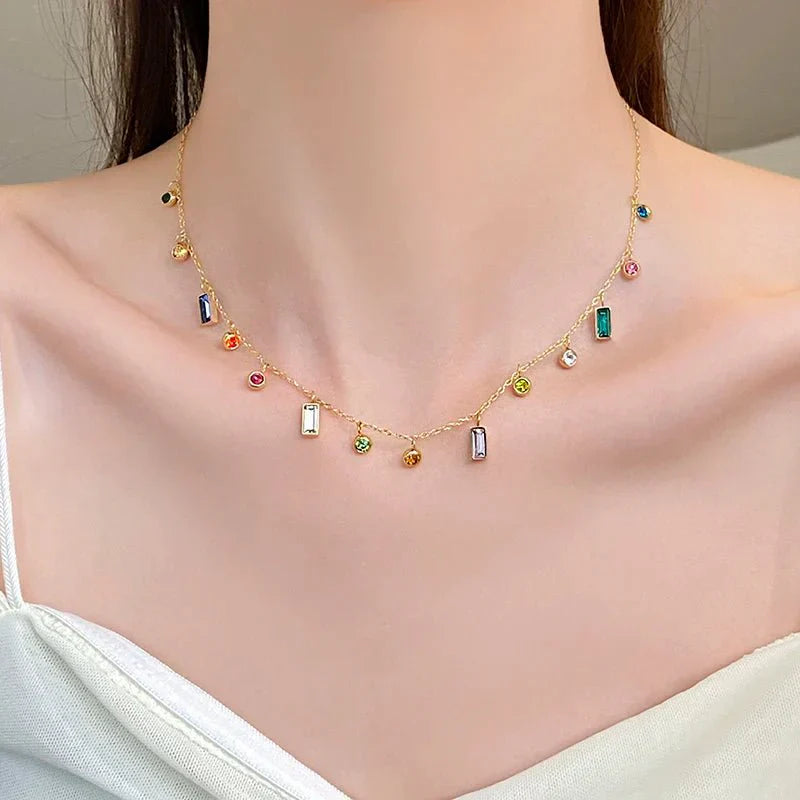 Dainty Glittering Crystal Pendant Necklace - Luxicro
