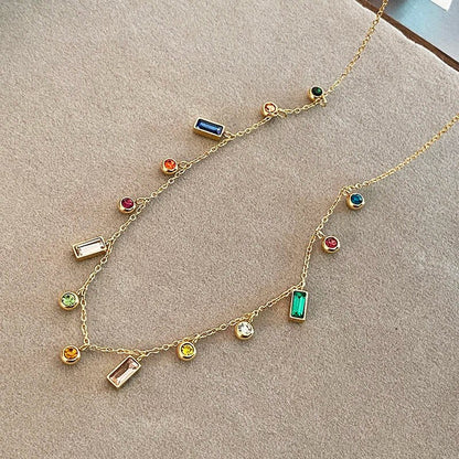 Dainty Glittering Crystal Pendant Necklace