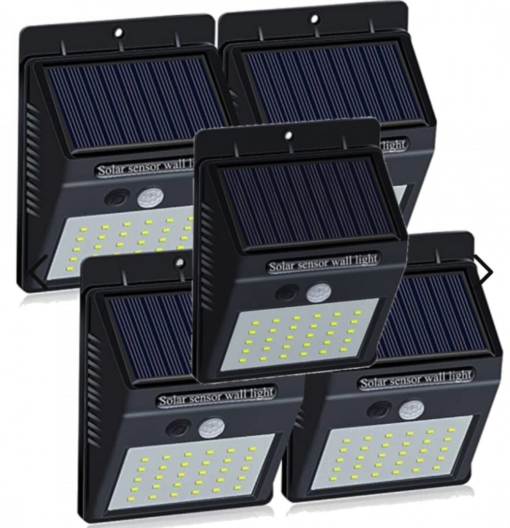 Bright Solar Powered Garden Lights Set - Luxicro