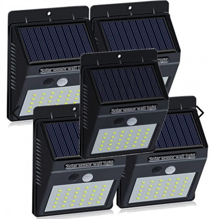 Bright Solar Powered Garden Lights Set - Luxicro