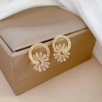Sparkling Flower Diamond Necklace Set