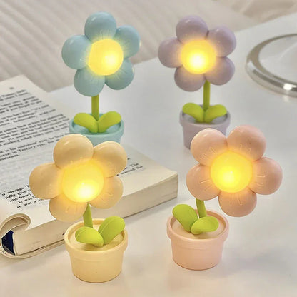 Small Flower Relaxing Table Lamp