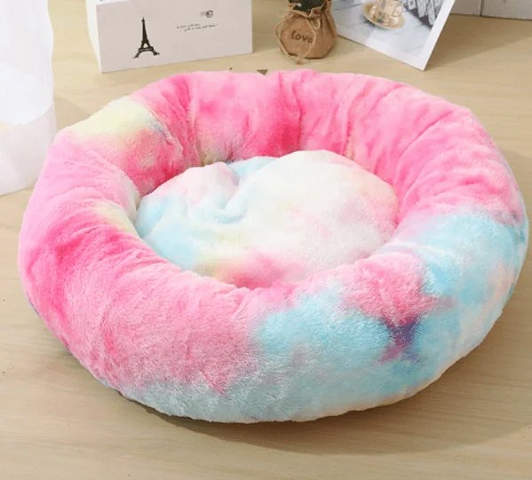 Cozy plush pet bed for cats and dogs