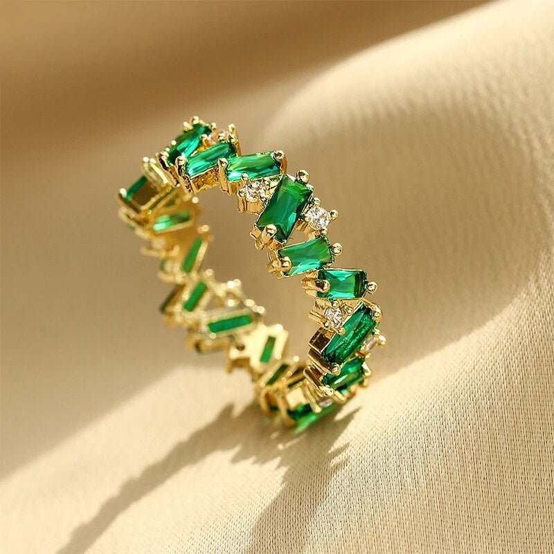 Elegant Crystal Cocktail Rings - Luxicro