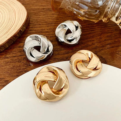 Trendy Swirl Hanging Earrings
