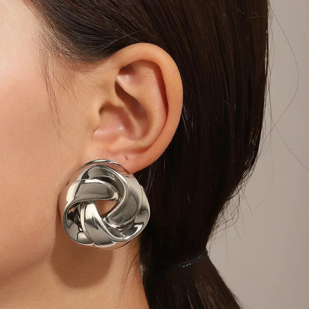 Trendy Swirl Hanging Earrings