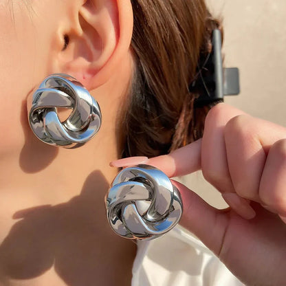 Trendy Swirl Hanging Earrings