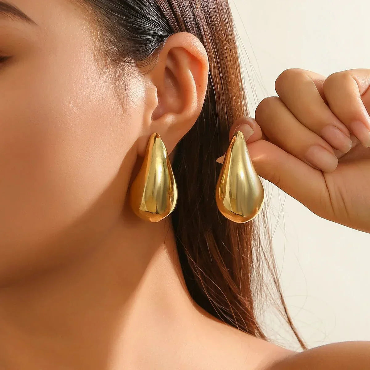 Chunky Long Tassel Drop Earrings - Luxicro