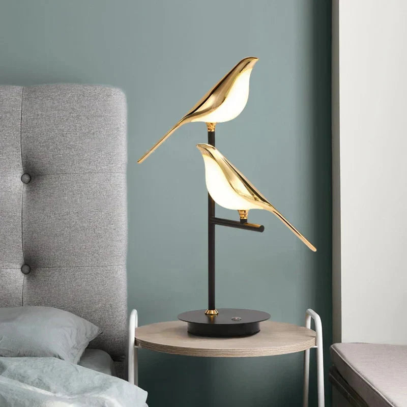 Elegant Modern Desk LED Lamp - Luxicro