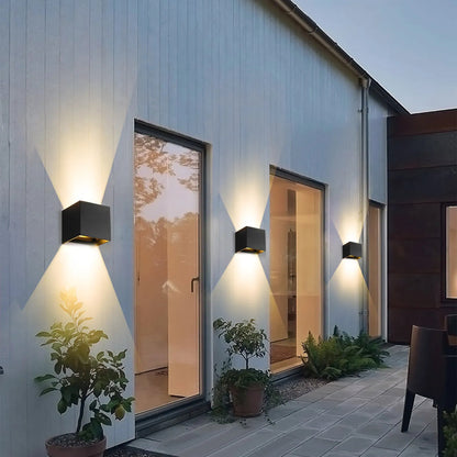 Contemporary LED Square Wall Lamp