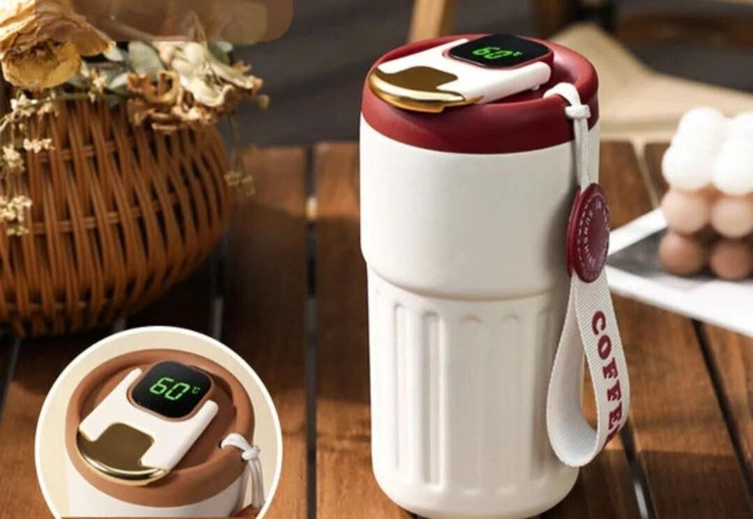 Smart Thermal Mug with Temperature Display