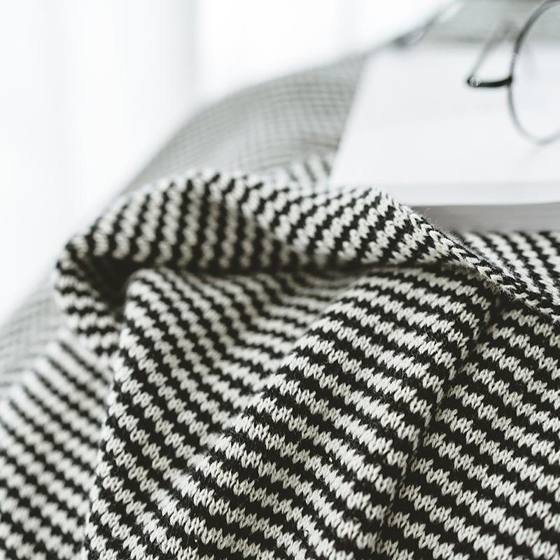 Cozy New York City Plush Throw Blanket