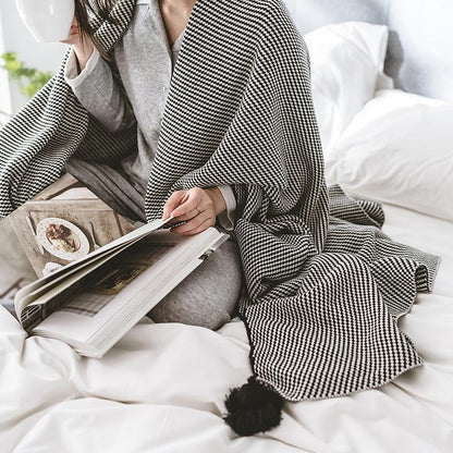 Cozy New York City Plush Throw Blanket