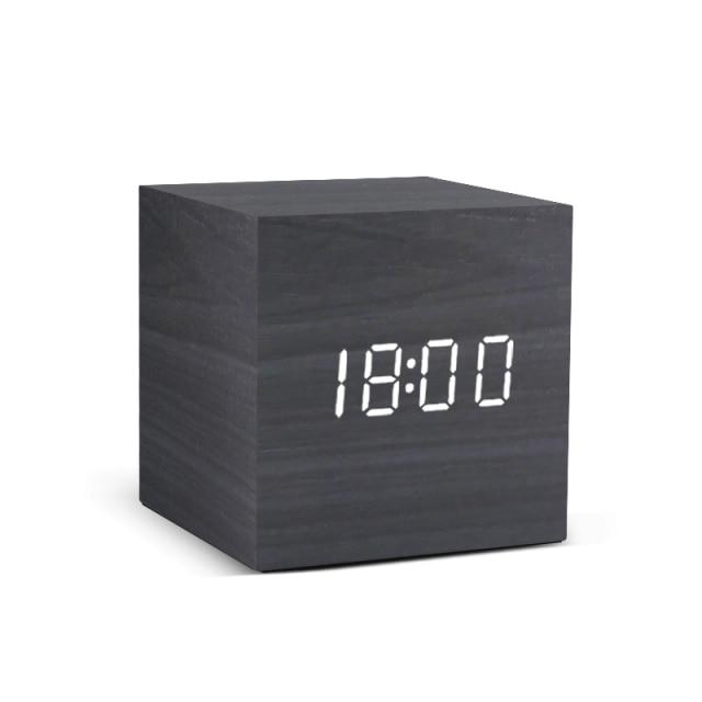Simple LED Digital Alarm Clock - Luxicro