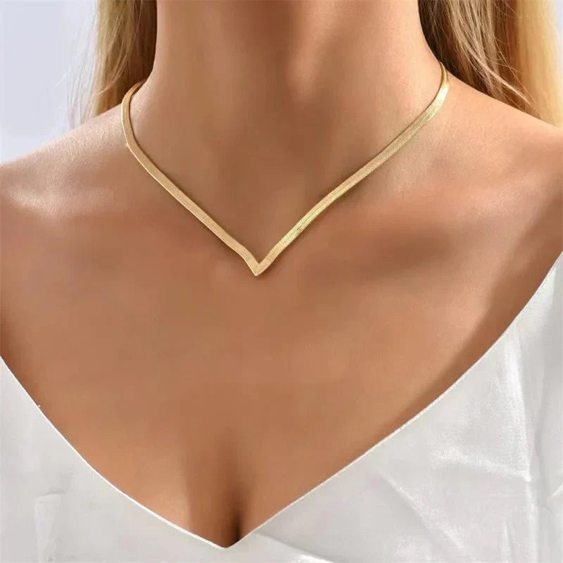 Delicate Silver Bar Chain Necklace - Luxicro
