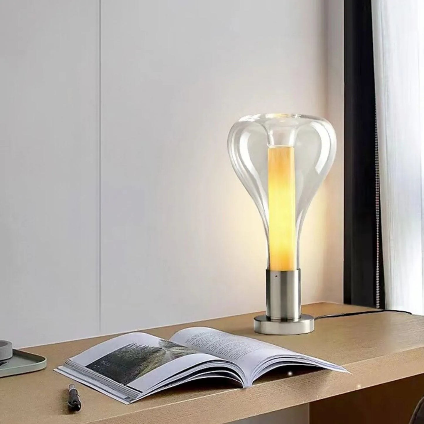 Bright Contemporary Desk Light Lamp - Luxicro