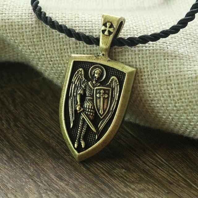 Protective Symbolic Angel Necklace - Luxicro