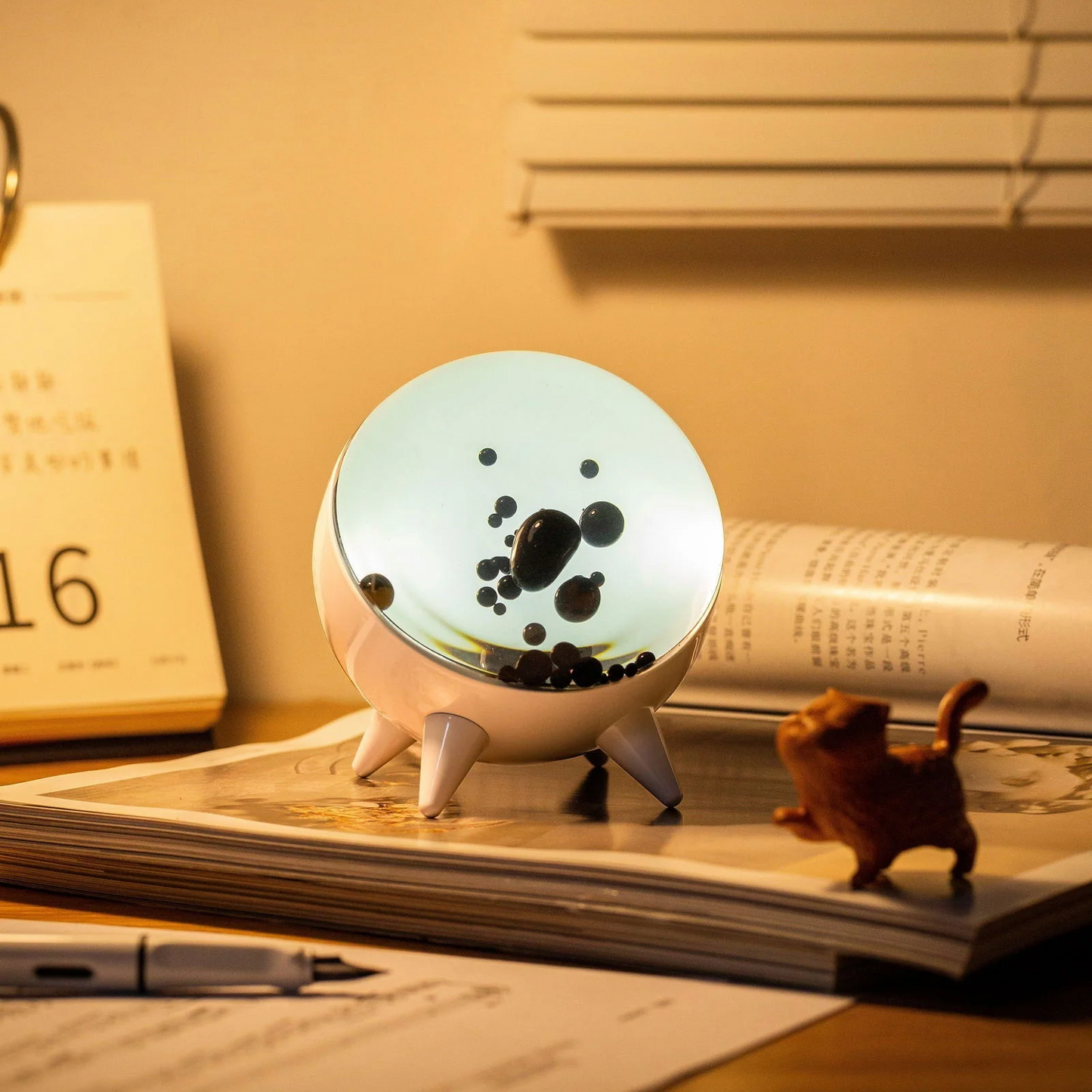 Colorful Floating LED Light Lamp - Luxicro
